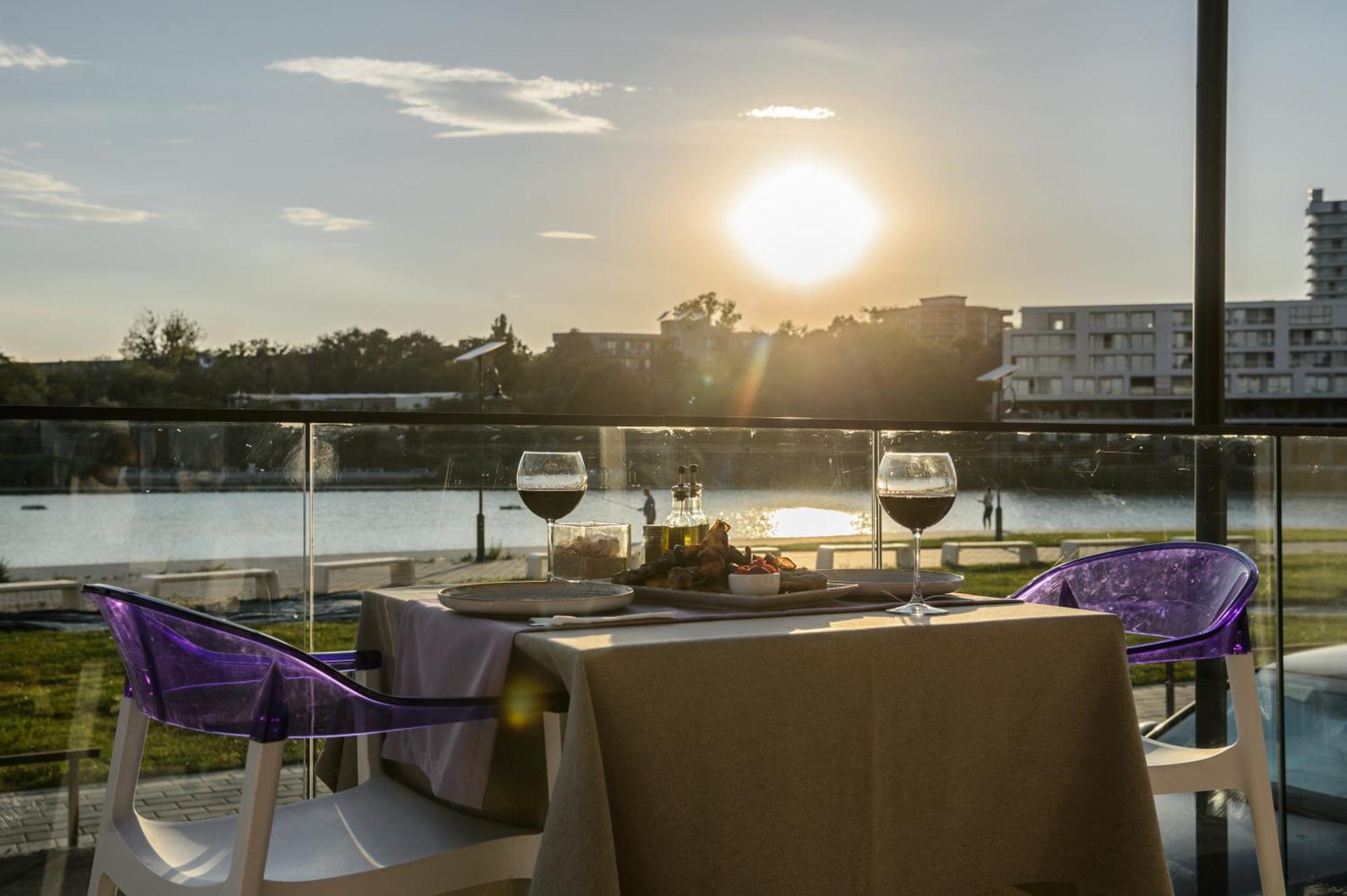 Mirage Beach Spa Hotel Eforie Nord Buitenkant foto
